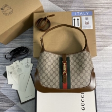 Gucci Hobo Bags